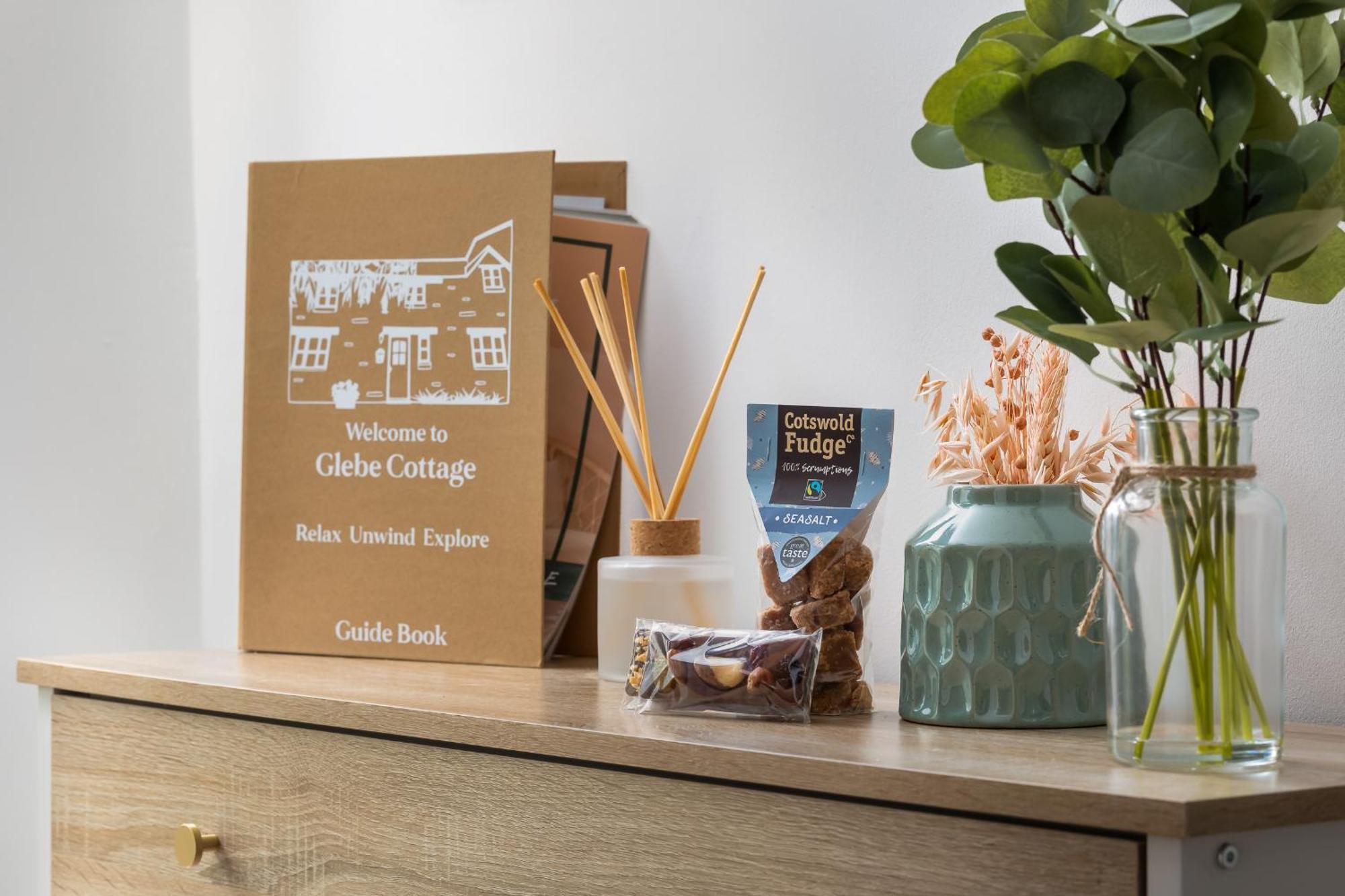 Stow On The Wold Scandi Chic Authentic Cottage エクステリア 写真